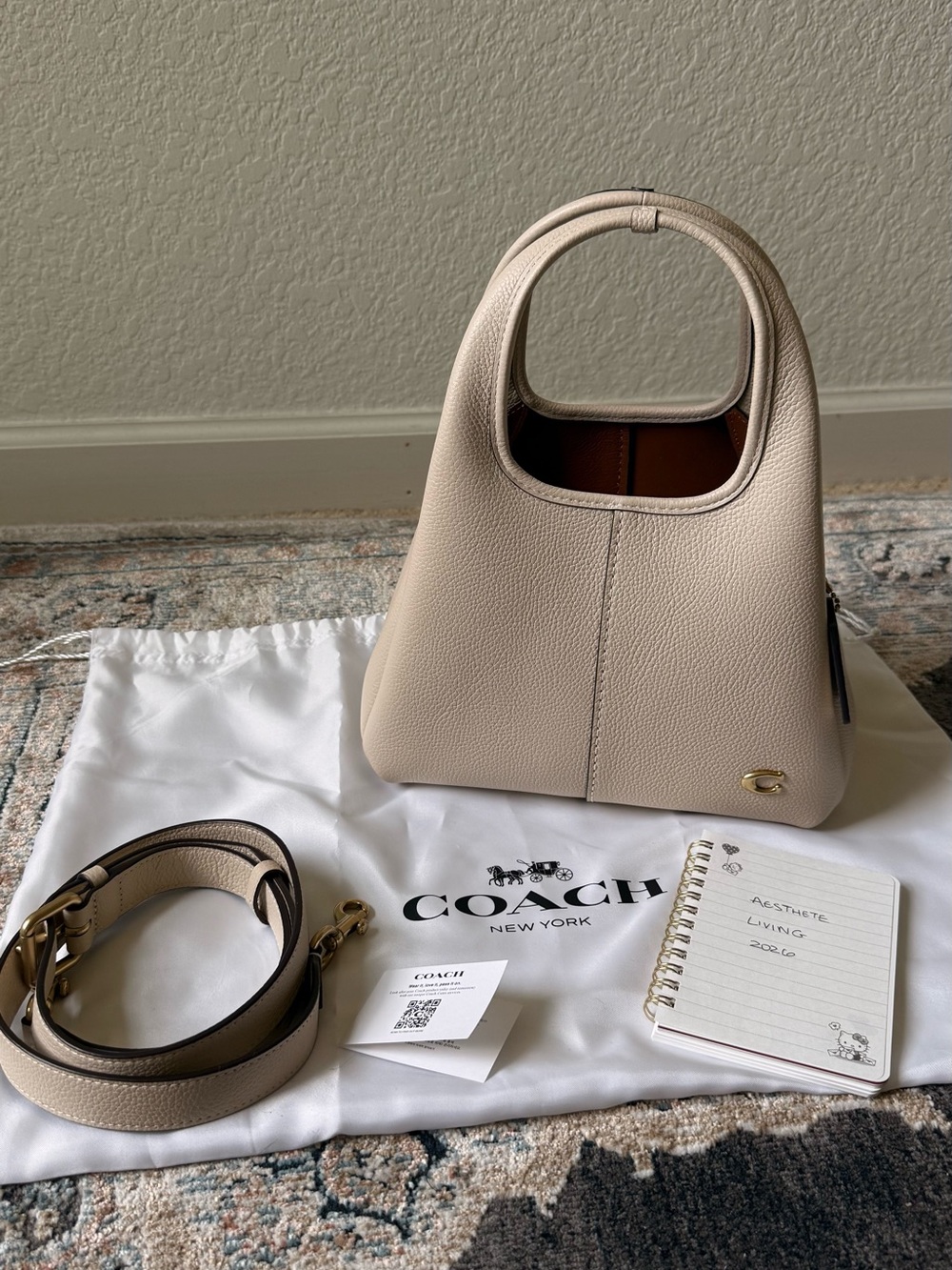 Coach Lana Bag 23 in Ivory